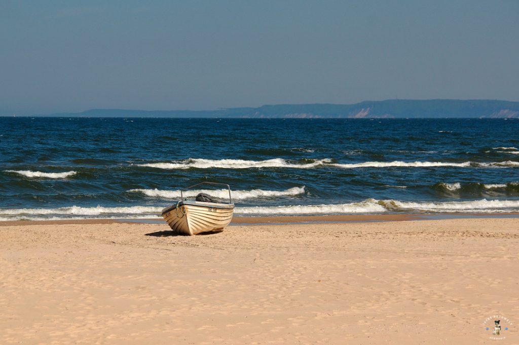 Fischerboot am Strand von Ahlbeck